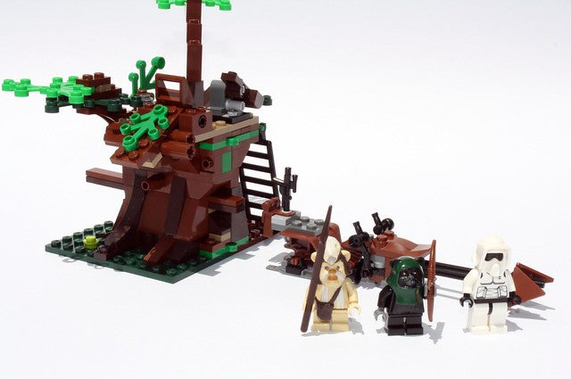 Lego Star Wars: Ewok Attack (7956)