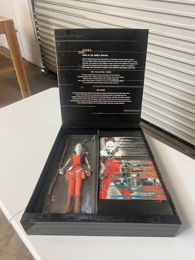 NIB Star Wars Masterpiece Edition : Limited Edition Deluxe Illustrated History and Exclusive Aurra Sing Large Collector Figure